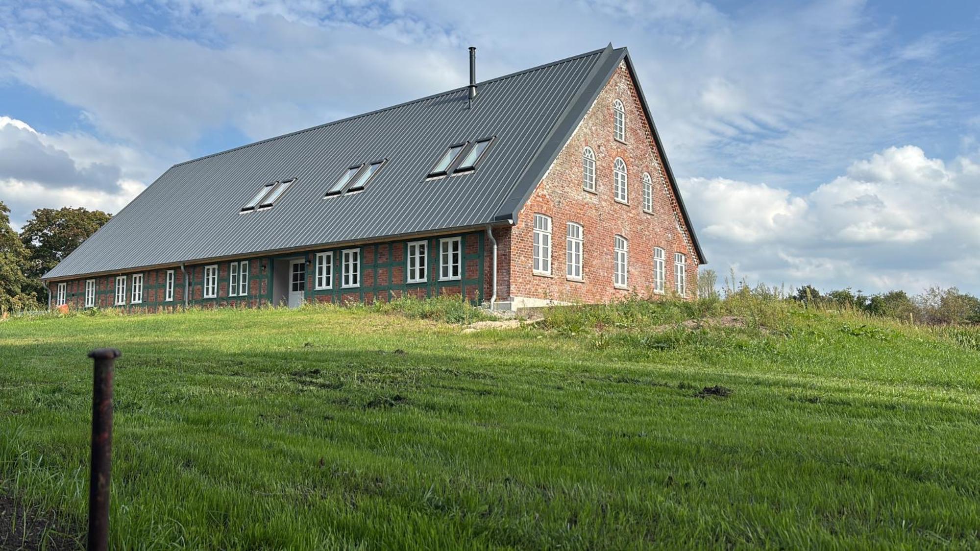 Niedersaechsisches Hallenhaus Im Modernen Gewand Лилиенталь Экстерьер фото