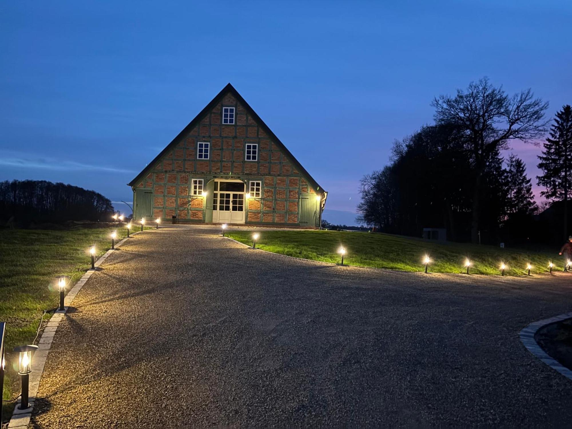 Niedersaechsisches Hallenhaus Im Modernen Gewand Лилиенталь Экстерьер фото